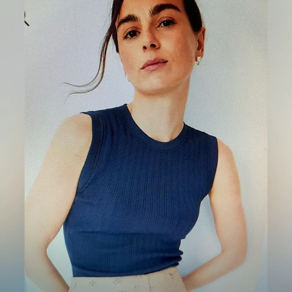 NWT Ann Taylor Ribbed Sweater Shell - Picture 3 of 5